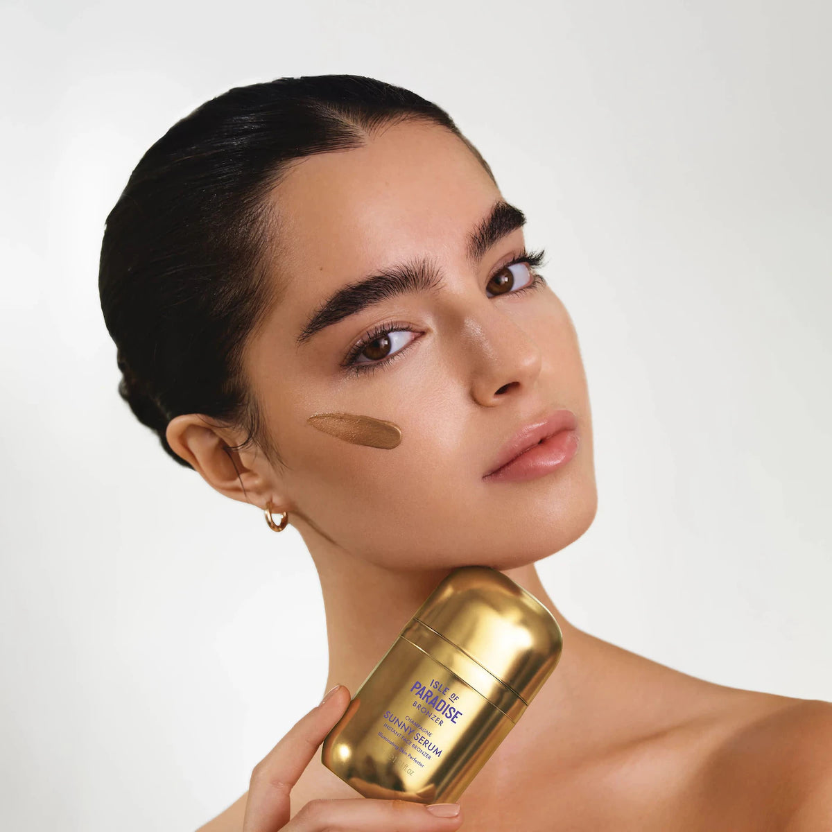 Isle of Paradise
Sunny Serum Instant Face Bronzer