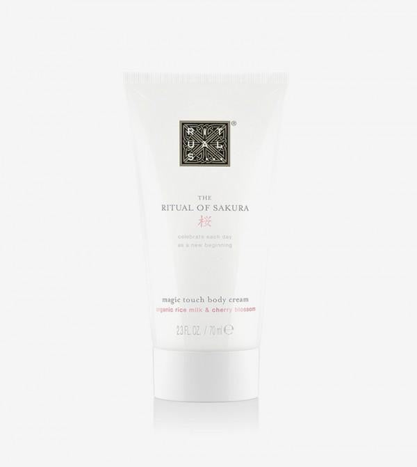 Rituals..
THE RITUAL OF SAKURA.
- travel size Body Cream