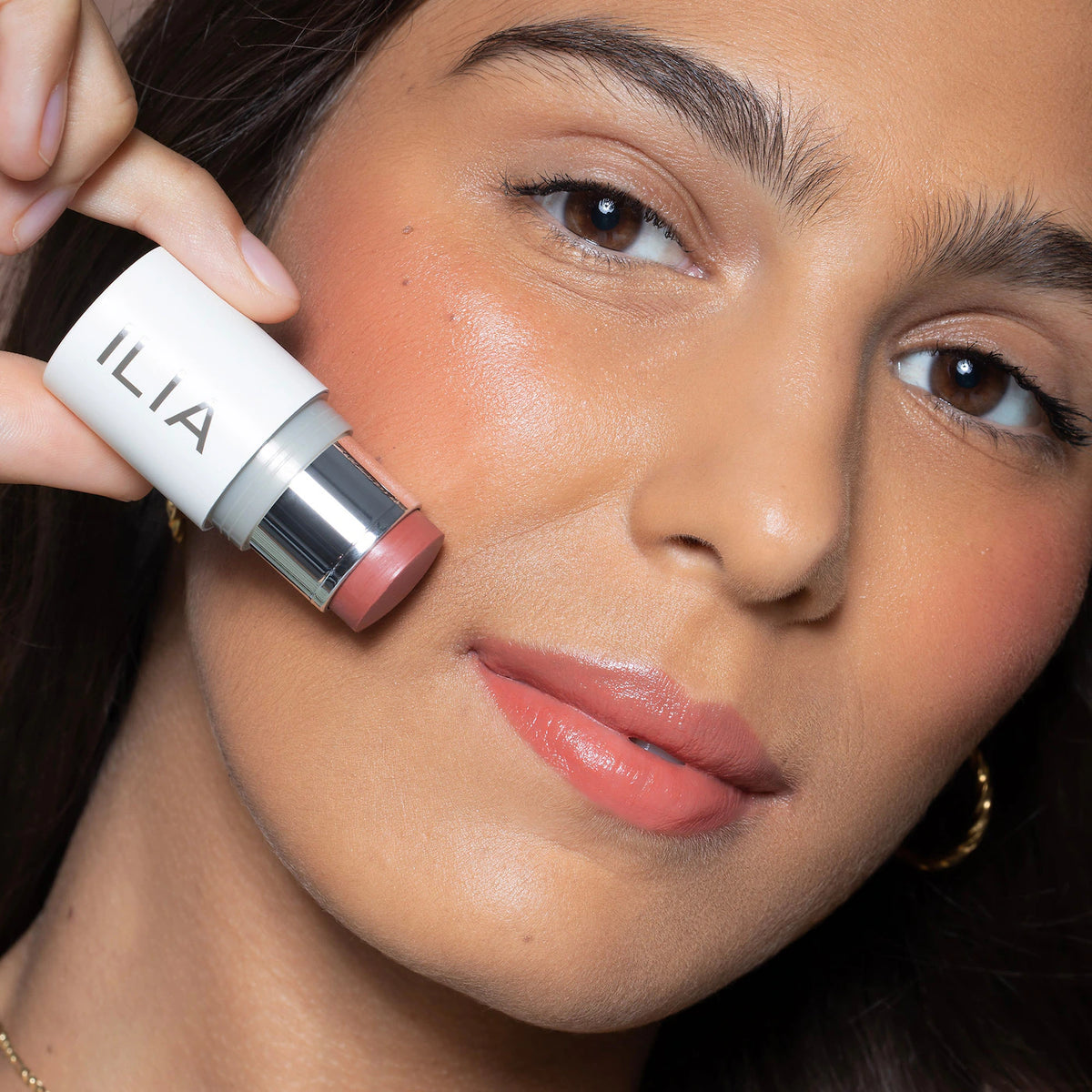 ILIA
Multi-Stick Cream Blush + Highlighter + Lip Tint.. Dreamer - warm nude..