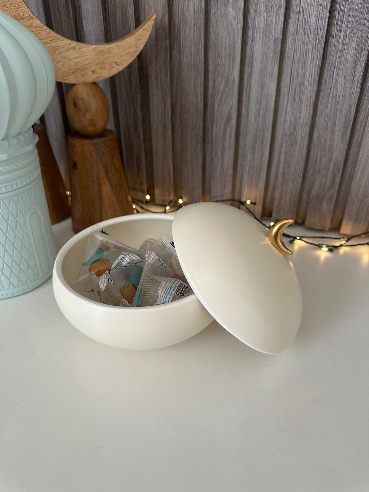 تمريه فخار وايت للتمور أو المكسرات