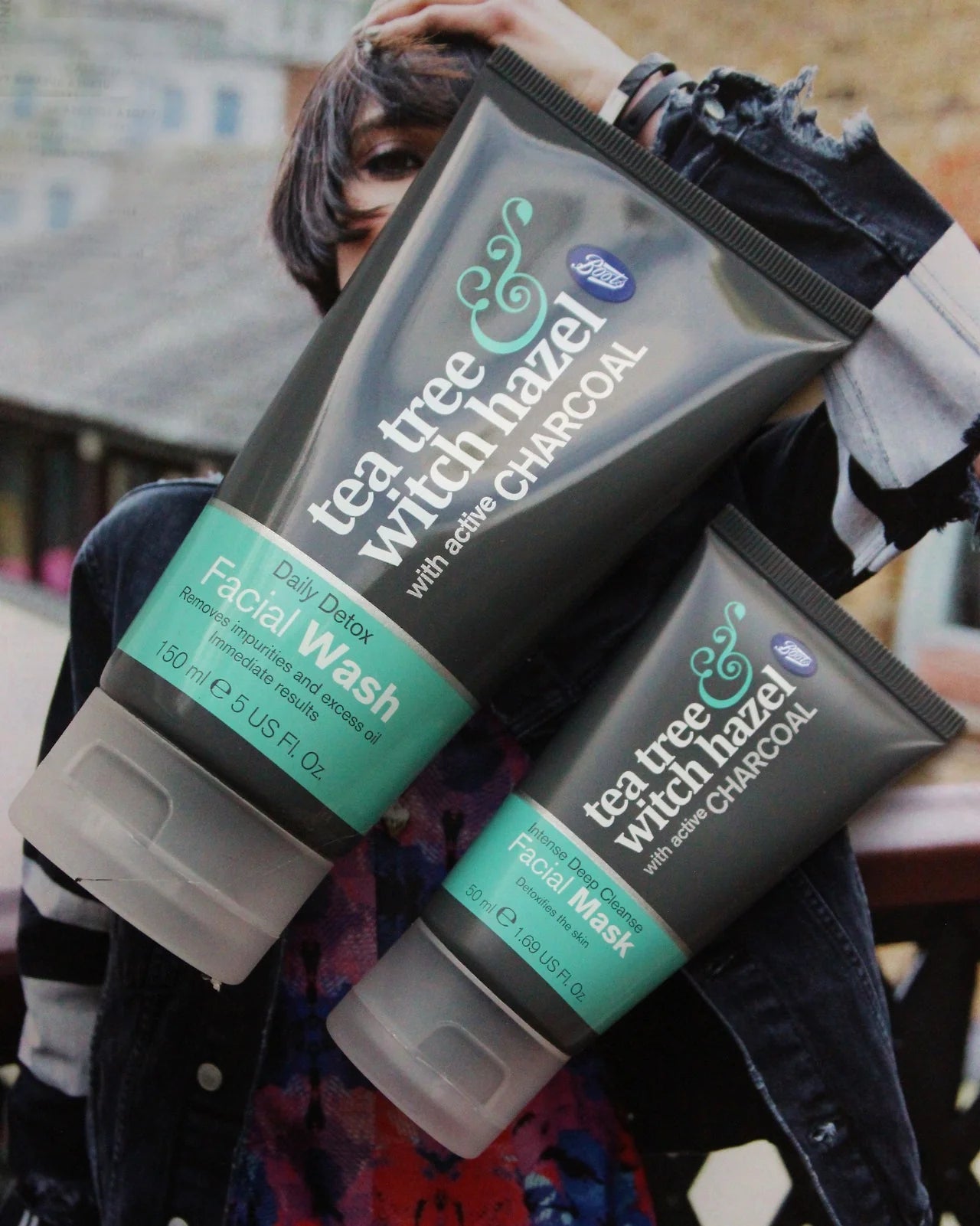 Boots Tea Tree Witch Hazel Charcoal Facial Mask 50ml