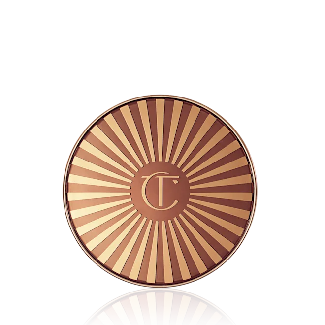 CHARLOTTE TILBURY BEAUTIFUL SKIN SUN-KISSED GLOW BRONZER. (SHADE: 2 MEDIUM)