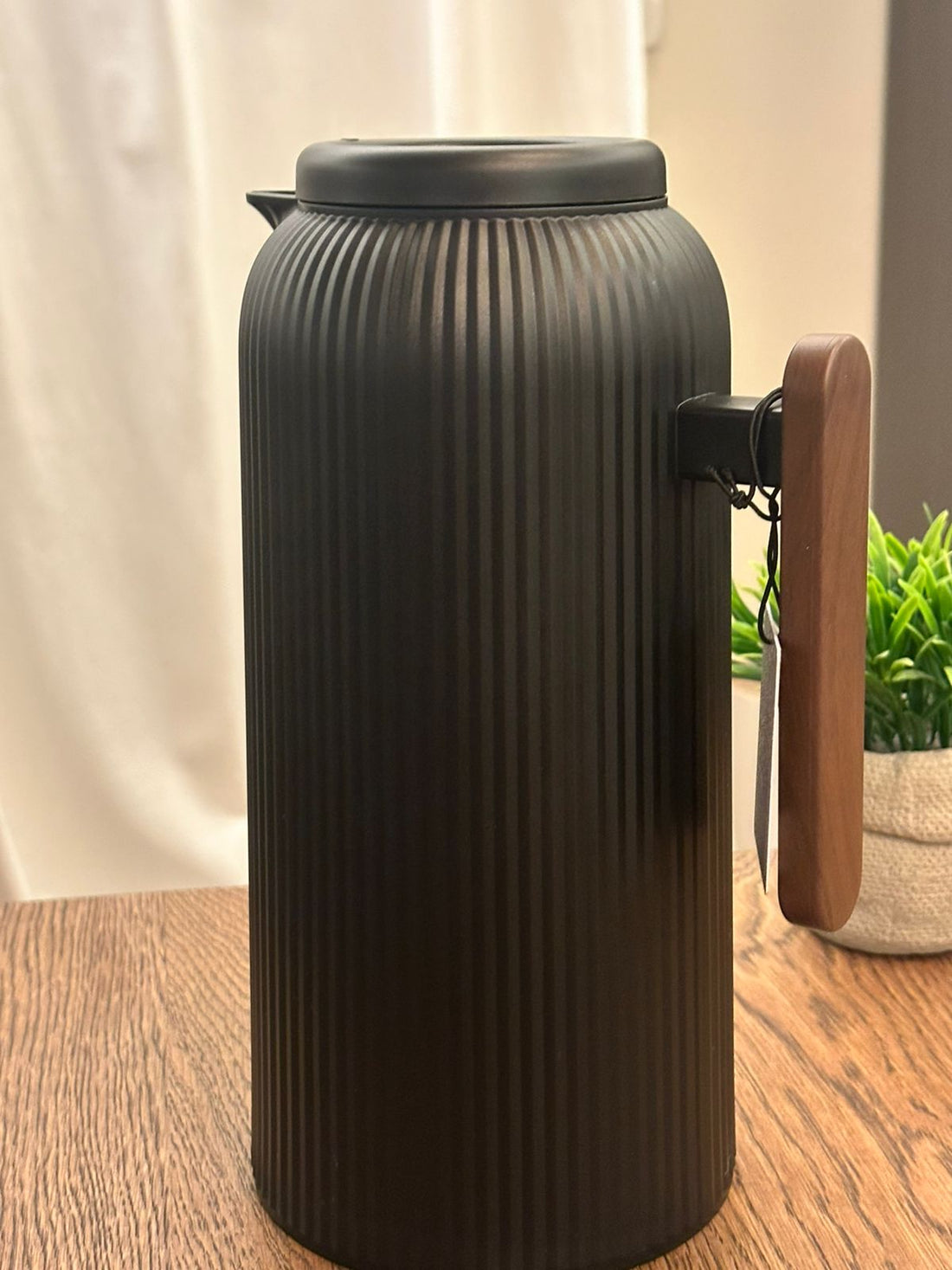 Dallaty دله بلاستك سوداء سعه ١ لتر