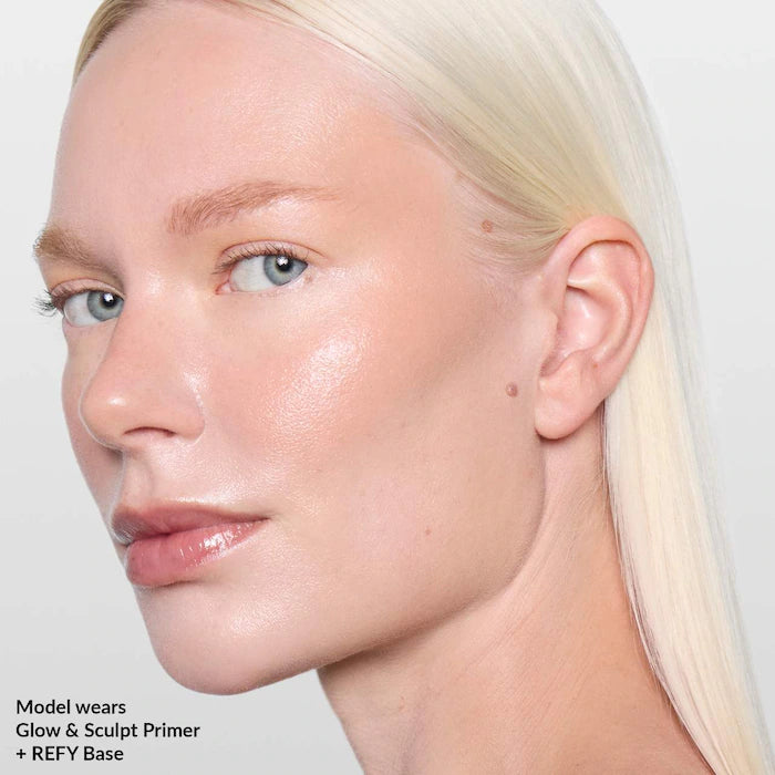 REFY 
Glow and Sculpt Face Serum Primer with Niacinamide..