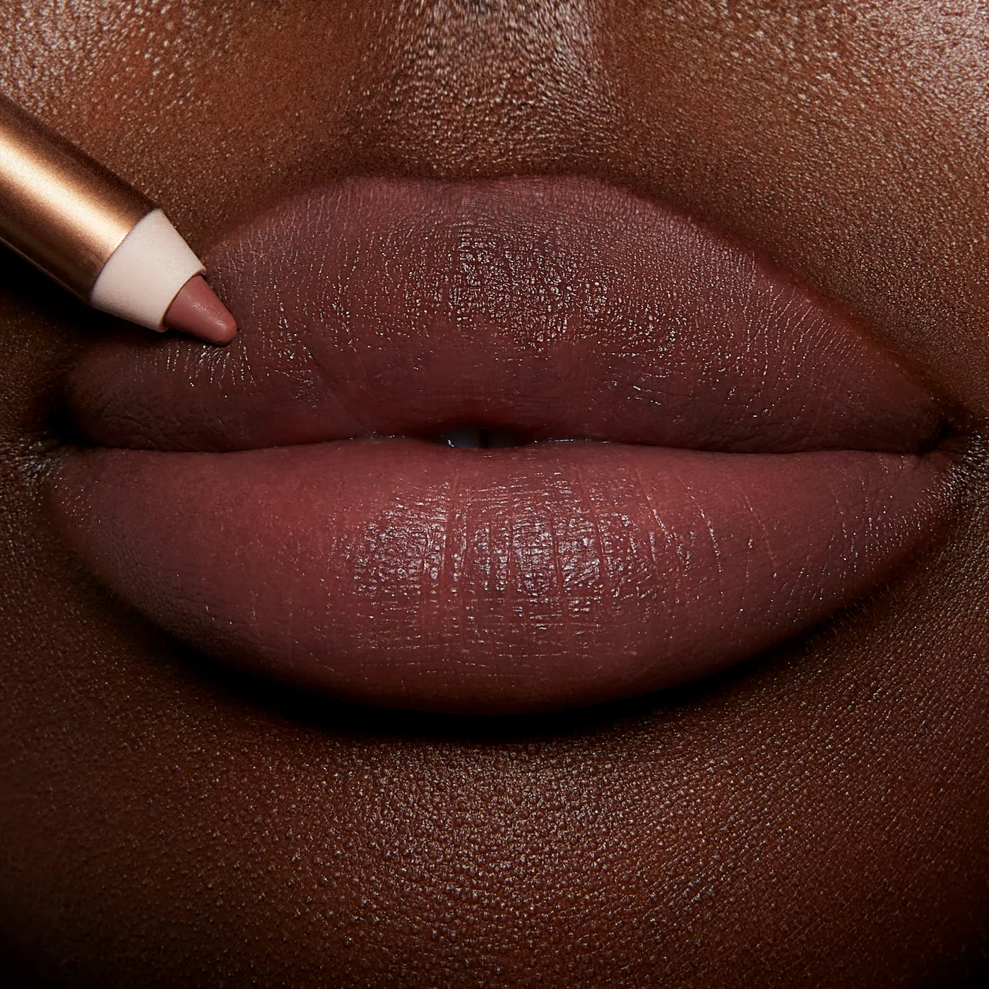 Charlotte Tilbury 
Lip Cheat Lip Liner..