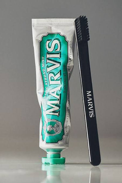 Marvis toothpaste strong mint..