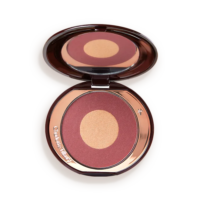 CHARLOTTE TILBURY CHEEK TO CHIC SWISH AND GLOW BLUSHER. (SHADE: WALK OF NO SHAME)
